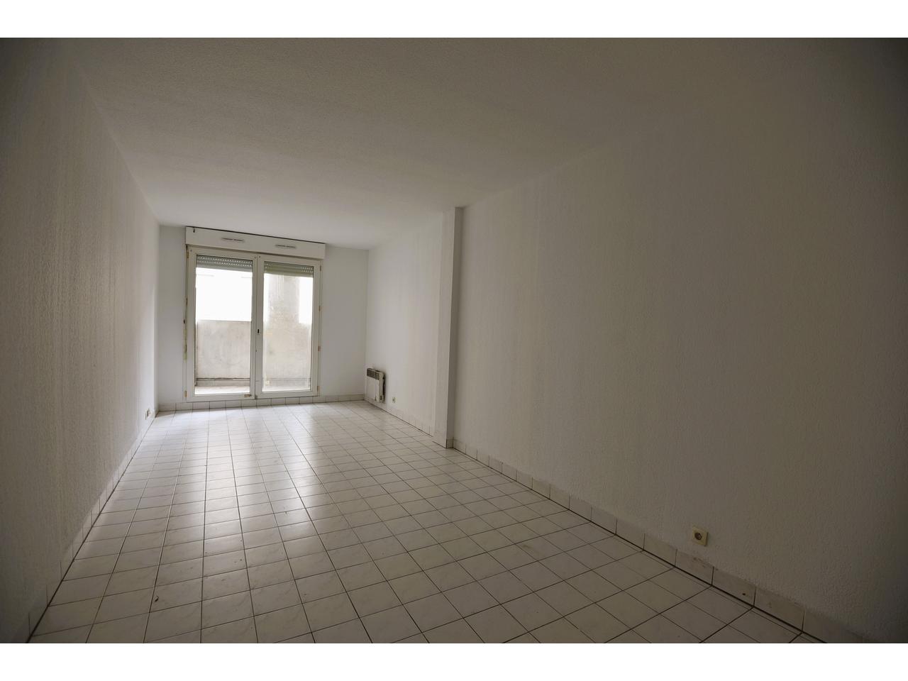 Appartement  1 Pièce(s) 29.37 m²  à vendre 