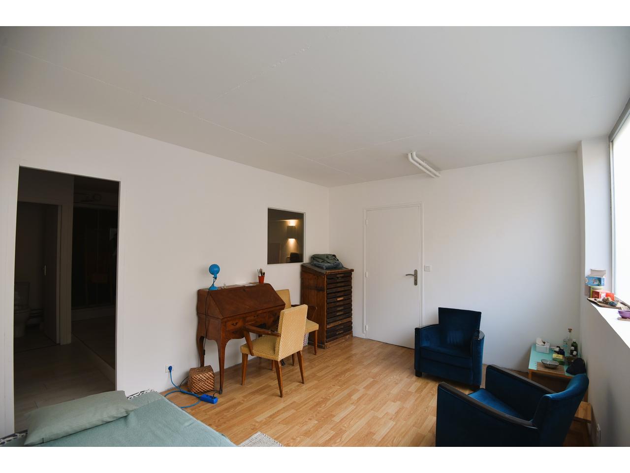 Bureau - Local Professionnel  2 Pièce(s) 41.02 m²  à vendre  